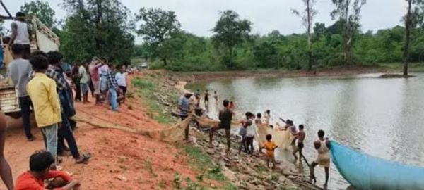 वन प्रबंधन समितियां को मत्स्य पालन से बनाया जा रहा आत्मनिर्भर