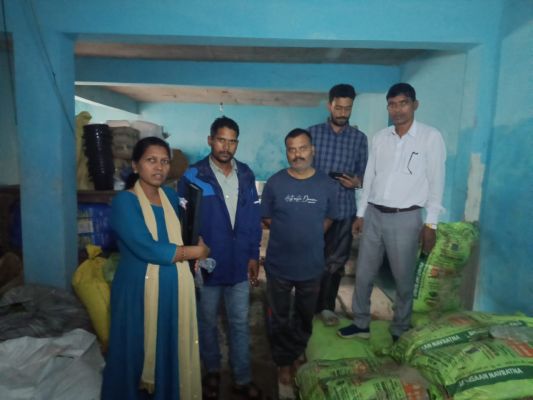  जशपुर में अवैध उर्वरक विक्रय पर प्रशासन की बड़ी कार्रवाई