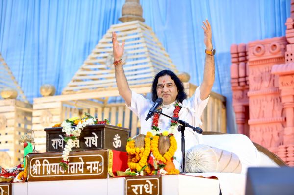 रायपुर में पूज्य श्री देवकीनंदन ठाकुर जी महाराज के सानिध्य में श्रीमद्भागवत कथा का प्रथम दिवस