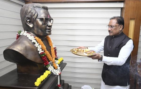 अटल जी के संकल्प और दूरदर्शी नेतृत्व ने छत्तीसगढ़ को दी नई पहचान, सुशासन और अंत्योदय की राह पर आगे बढ़ रहा प्रदेश : मुख्यमंत्री साय