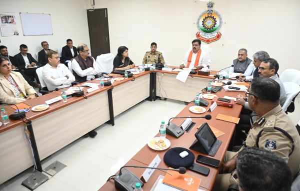 नवीन आपराधिक कानूनों के क्रियान्वयन में तेजी लाएं, प्रत्येक मापदंड पर दिखे ठोस सुधार- उप मुख्यमंत्री  विजय शर्मा