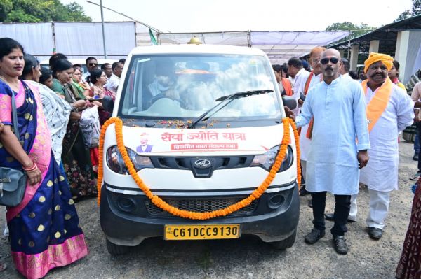जीपीएम में विकसित भारत के संकल्प के साथ निकली सेवा ज्योति यात्रा