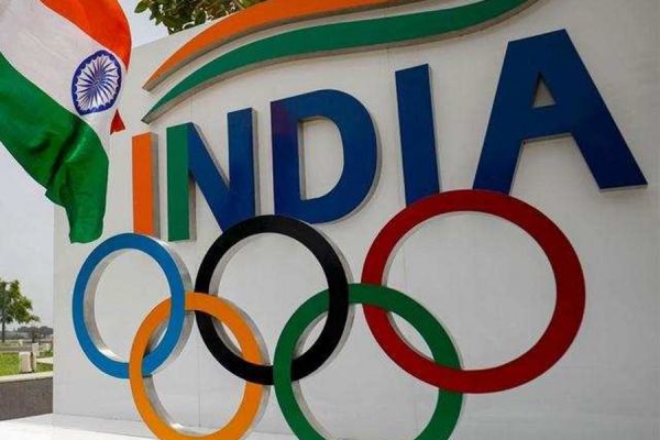 भारतीय ओलंपिक संघ ने WFI के सभी पदाधिकारियों पर लगाया प्रतिबंध... खेल मंत्रालय ने 45 दिनों में चुनाव कराने दिए आदेश